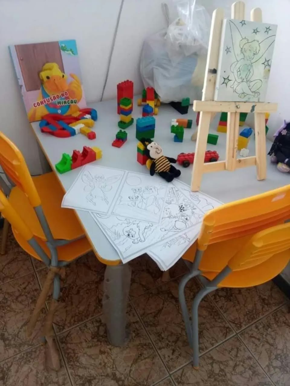 Atividade do Espaço Aris
