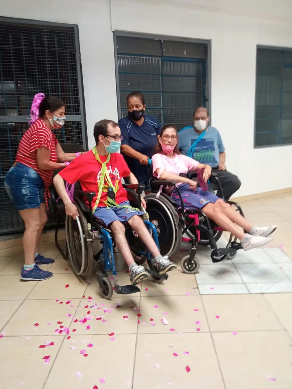 Atividade do Espaço Aris